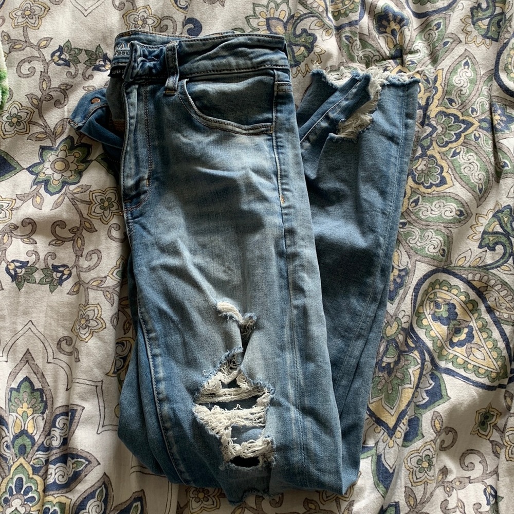 American Eagle skinny jeans lightly worn